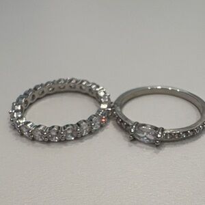Elegant Silver Women's Ring Set